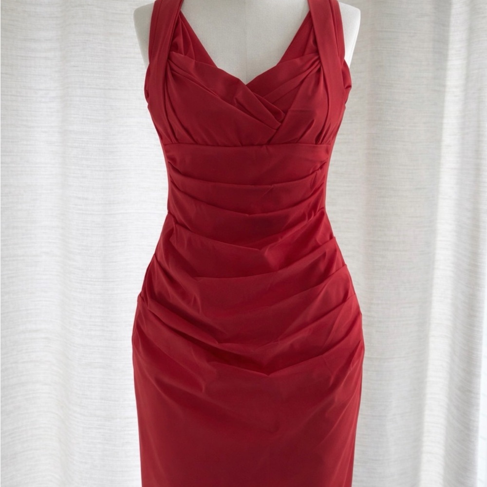 Chic Pink-Red Midi Dress